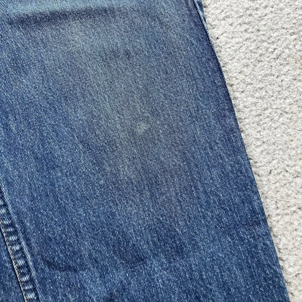 Levis good see